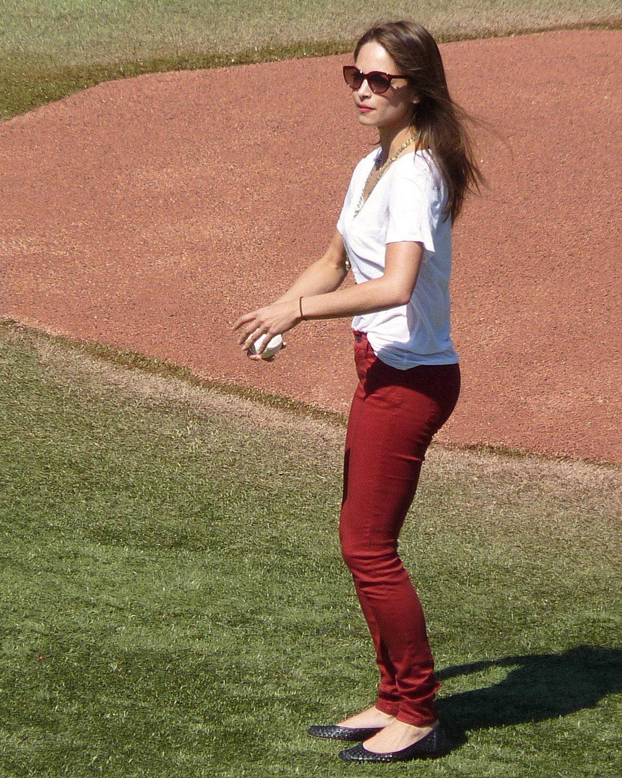 Kristin Kreuk - Throwing out the first pitch at the Toronto Blue Jays game